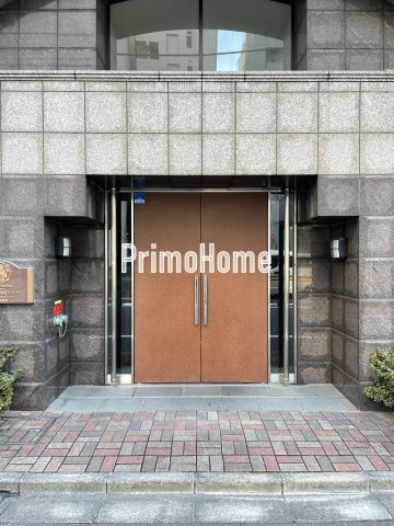 サンテミリオン茅場町リバーサイドのエントランス