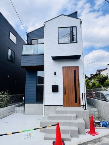 Small House, Big Life.好きなことを、日常の真ん中に。の駐車場