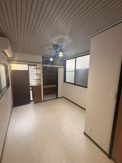 【居間・リビング】 | 松が谷２丁目貸し戸建て