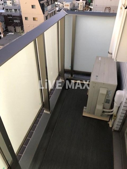 【バルコニー】エストゥルース入谷 