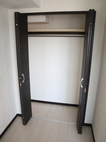 【収納】 | Ｔｈｅ　Ｒｅｓｉｄｅｎｃｅ船橋 | お洋服もたくさんしまえますよ