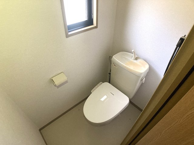 堀切スカイハイツのトイレ|温水洗浄便座付きトイレ