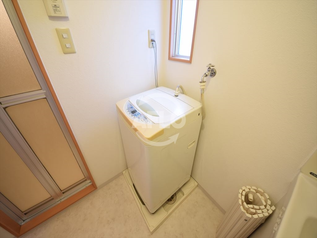 リバーライズ谷町４の洗面所|リバーライズ谷町　洗濯機置き場