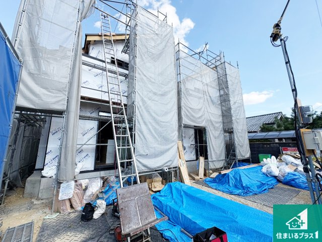 枚方市御殿山町　第1期　新築一戸建ての外観|周辺は落ち着いた街並みの住宅地！子育てがしやすい住環境です！まだ未完成ですが、現地でしかわからない事もございます。是非一度ご覧ください。