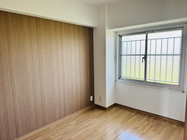 ネオコーポ八王子の洋室|～4.8帖の洋室です～