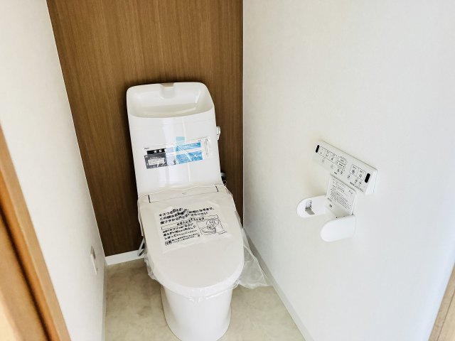 ネオコーポ八王子のトイレ|～新規交換済、暖房温水洗浄機能付きトイレ　冬場は特に嬉しい機能ですね～