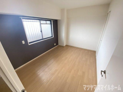 【洋室】 | さんさん吉田