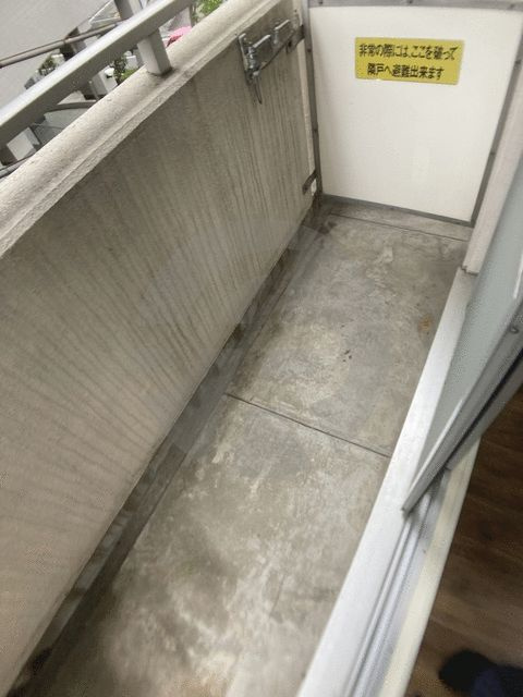 アーバンハイツ楠町のバルコニー