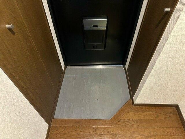 【玄関】