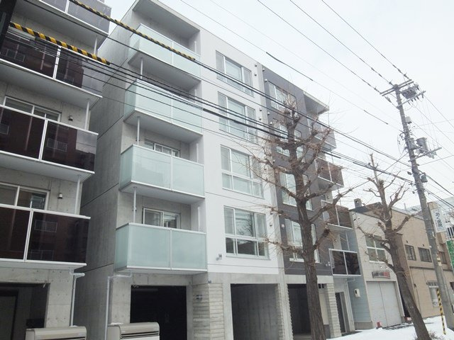 Ａｚｕｒｅ　Ｃｏｕｒｔ　Ｓ８
