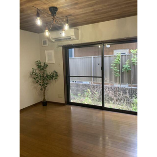 【居間・リビング】 | 貸戸建住宅