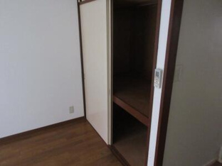 別号室の写真を使用しています。