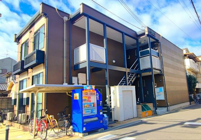 レオパレスアールドヴィーヴルの外観|外観は落ち着いています