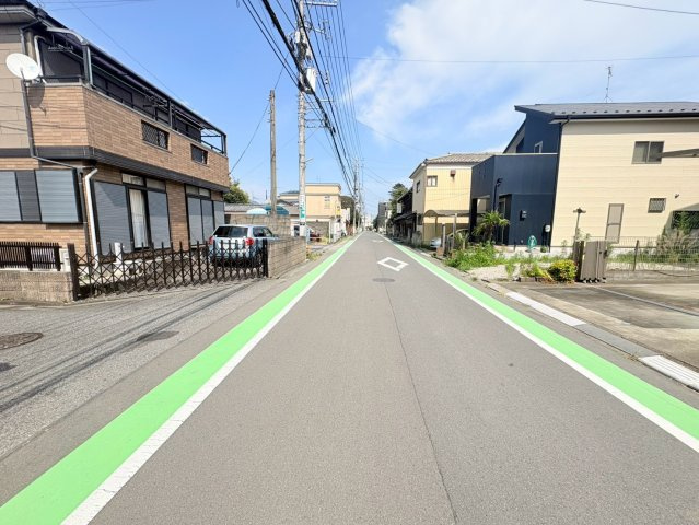 川越市三久保町　建築条件なし売地　西武新宿線『本川越駅』徒歩13分　【第一小学区】の前面道路含む現地写真