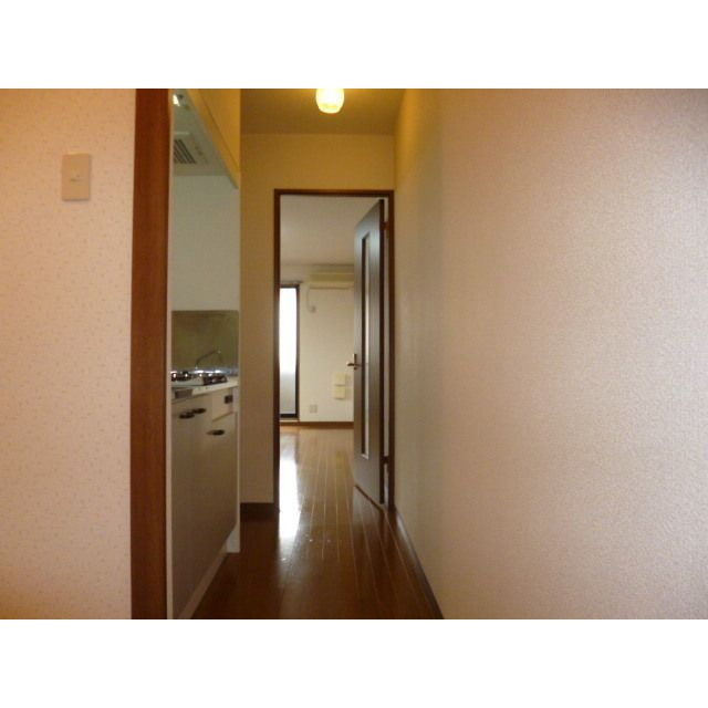アンプルールフェールエトワール金山の内装