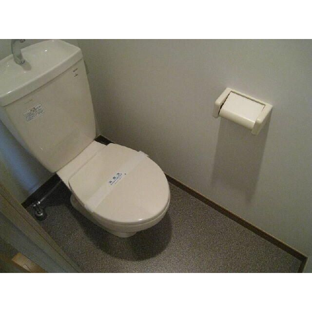 アンプルールフェール　メゾン錦のトイレ