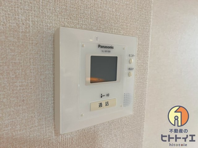 バッキンガムパレスのセキュリティ|モニター付きインターホンです