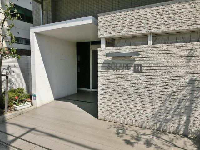 ソラーレNのエントランス