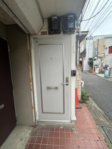 外側