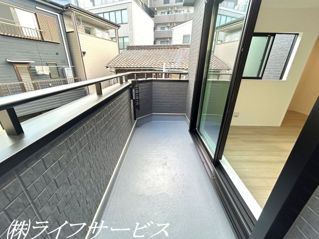 【バルコニー】 | 野中南１丁目新築戸建 | ２階東南側バルコニー