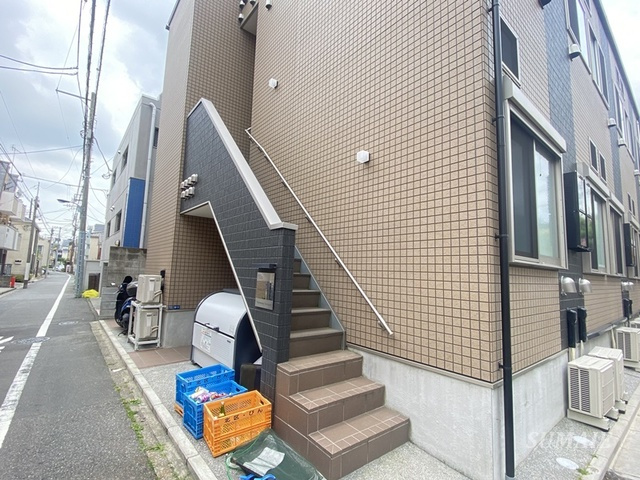ハーモニーテラス西ヶ原Ⅲのその他|入口です☆