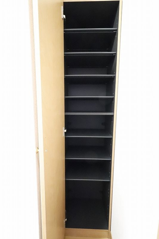 リバティー・JK 225の収納