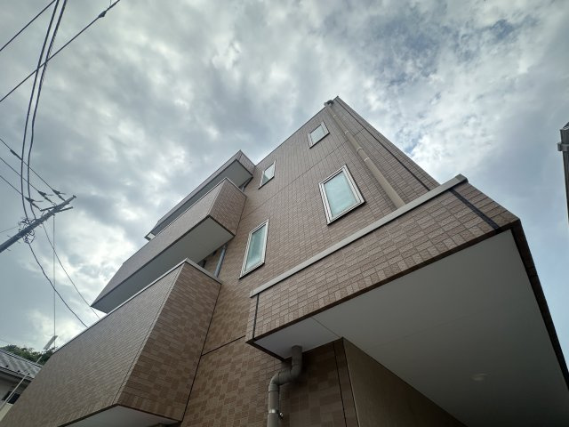 川崎市多摩区菅北浦３丁目の賃貸マンション