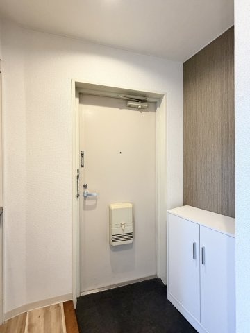 セント立花の玄関