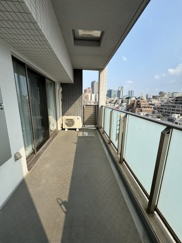 小石川アインス　7Fのバルコニー