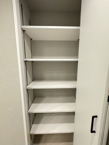 小石川アインス　7Fの収納