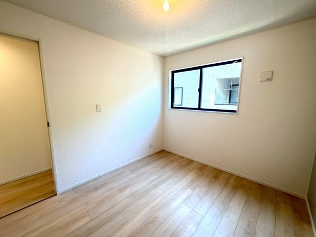 大津市瀬田5丁目　築後未入居の洋室