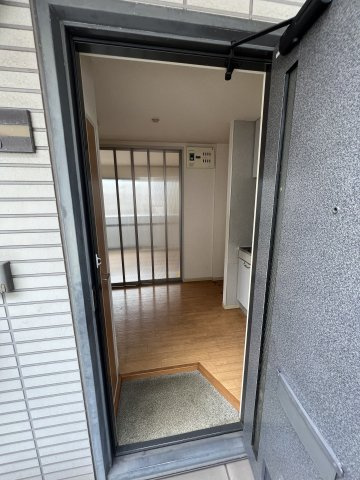 【玄関】 | カメリヤハイツ