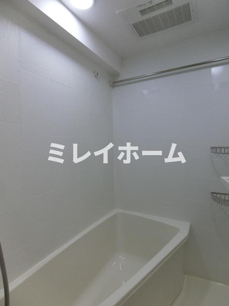 アジールコート大森西の浴室