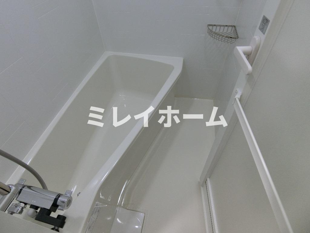 アジールコート大森西の浴室