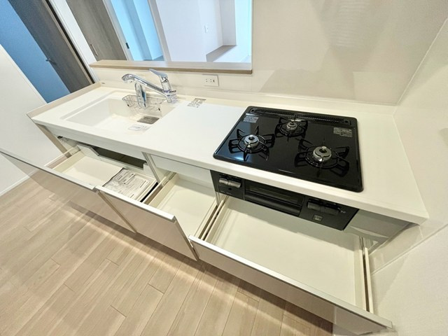 【設備】 | ハイマート豊中 | 弊社のファイナンシャルプランナーより、将来に向けた資金計画・住宅ローンの無料相談が皆様に大変ご好評頂いております！物件ご購入の前に、まずはお気軽にご相談くださいませ。