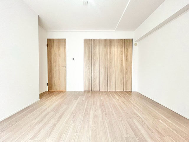 【洋室】 | ハイマート豊中 | 弊社のファイナンシャルプランナーより、将来に向けた資金計画・住宅ローンの無料相談が皆様に大変ご好評頂いております！物件ご購入の前に、まずはお気軽にご相談くださいませ。