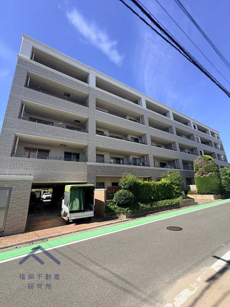 アーサー室見サウスステージの外観