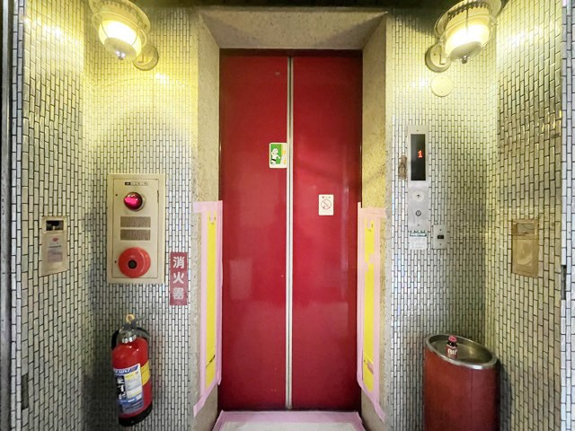 【設備】 | 広尾80 | 無いと困ってしまう設備の筆頭がエレベーター。定期的なメンテナンスが必要な大型機械です。よく整備されていることをご確認ください。～即日のご見学可能～　お問合せはお気軽にどうぞ。