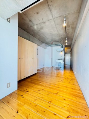 【居間・リビング】 | SK TOWER心斎橋EAST | ※建物内別間取参考写真