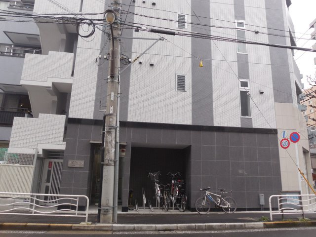 アクタス森下の外観