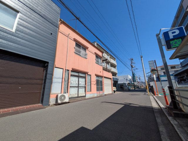 祇園町店舗付き住宅の前面道路含む現地写真|前面道路含む現地写真です