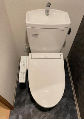 【トイレ】 | ロイズ空港前