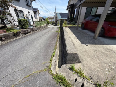 【前面道路含む現地写真】 | 茅野市金沢　ロフト付き　2LDK平屋