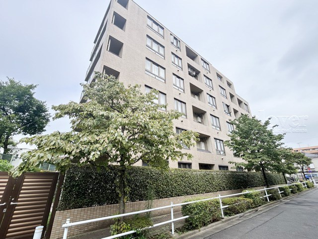 【現況写真】 | ハウス城北中央公園 | 前面道路と外観の様子です。～即日のご見学可能～　お問合せはお気軽にどうぞ。