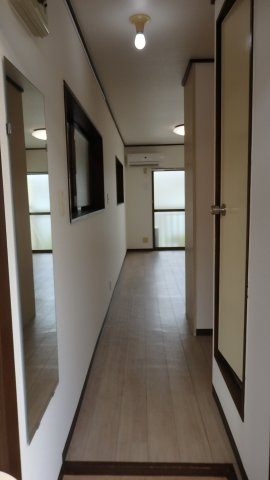 エレーネサクラの玄関