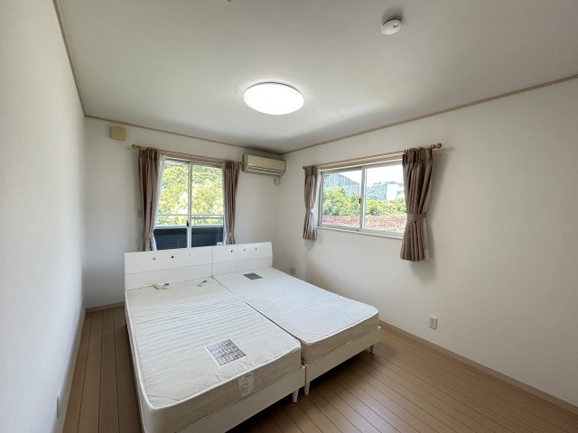 那賀郡那賀町和食郷中古戸建(屋根太陽光付き)の寝室