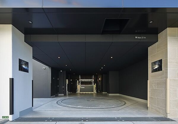 プレディアコート三軒茶屋の駐車場
