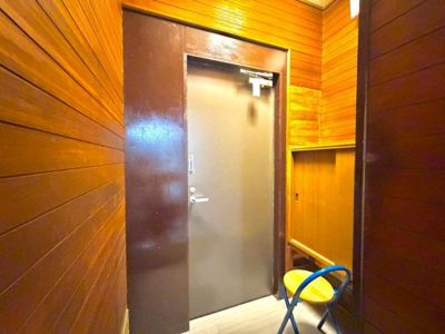 【玄関】 | 深井東町　中古一戸建 | 玄関にシューズボックスありますよ！玄関周りもスッキリ片付きますね♪