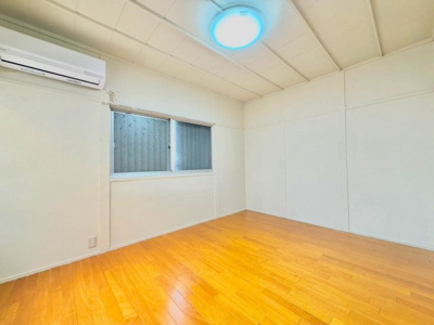 【子供部屋】 | 深井東町　中古一戸建 | 現地見学当日から承っております♪現地周辺の環境や、駅までの道のりなど周辺環境も合わせてご確認いただき、ぜひご検討ください！