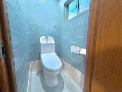 【トイレ】 | 深井東町　中古一戸建 | 【トイレ交換】　温水便座洗浄便座ですので、寒い日も温かい便座で安心して使用していただけますよ！